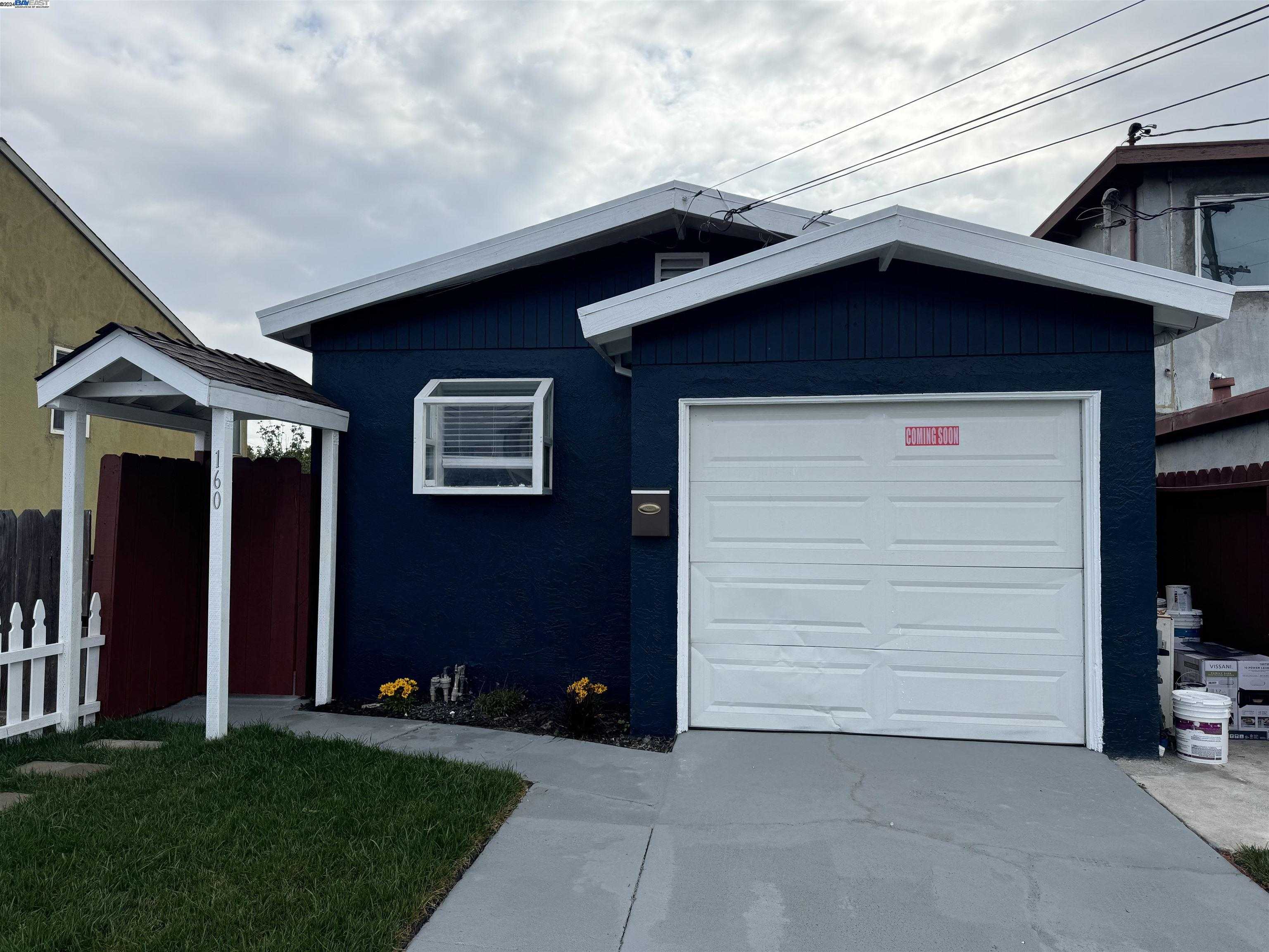 Neighborhood Neighborhood-1