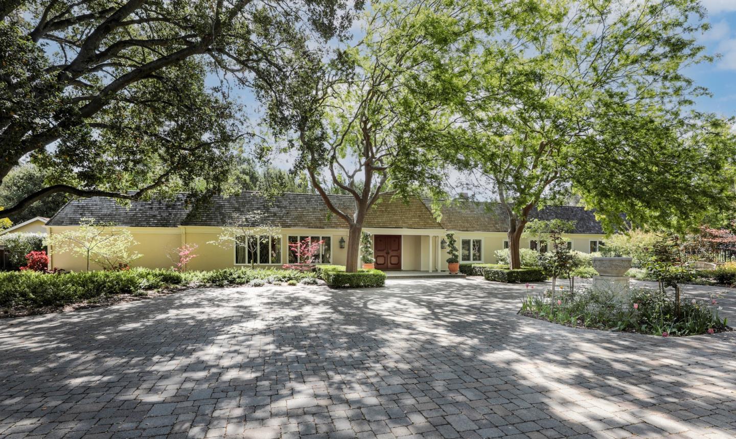 Neighborhood Neighborhood-26