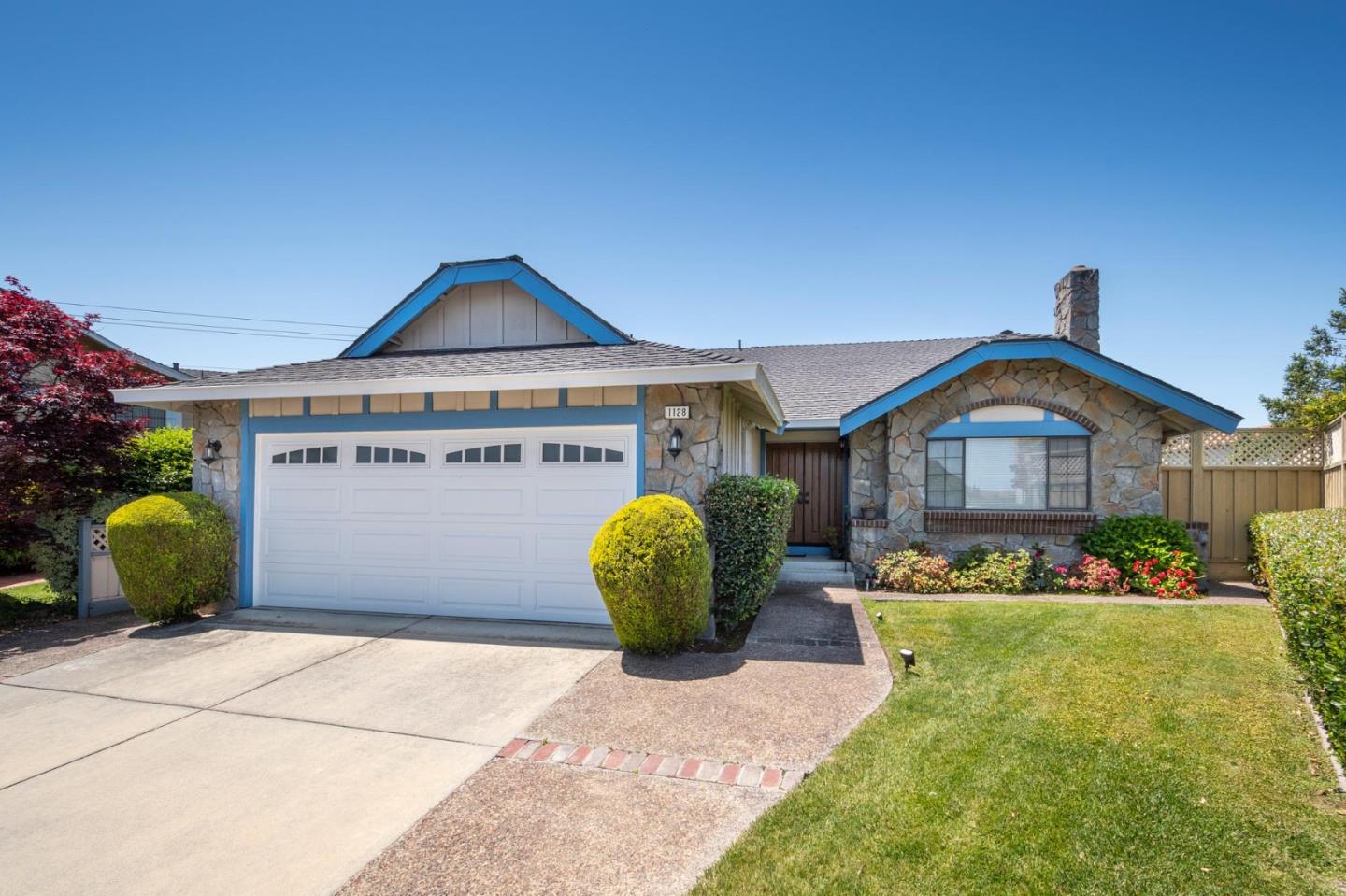 Neighborhood Neighborhood-9