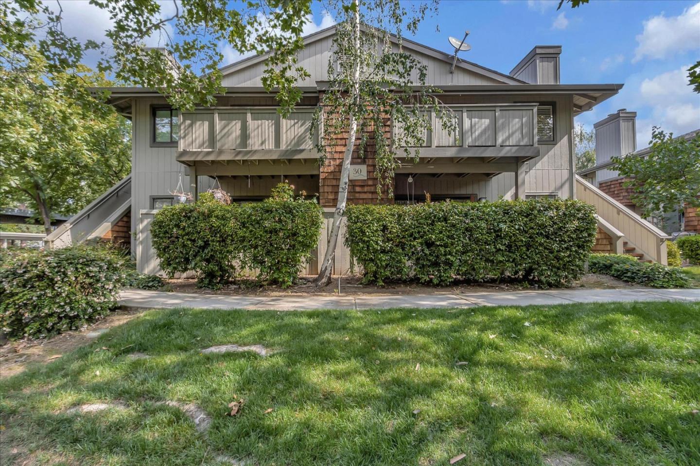 Neighborhood Neighborhood-89