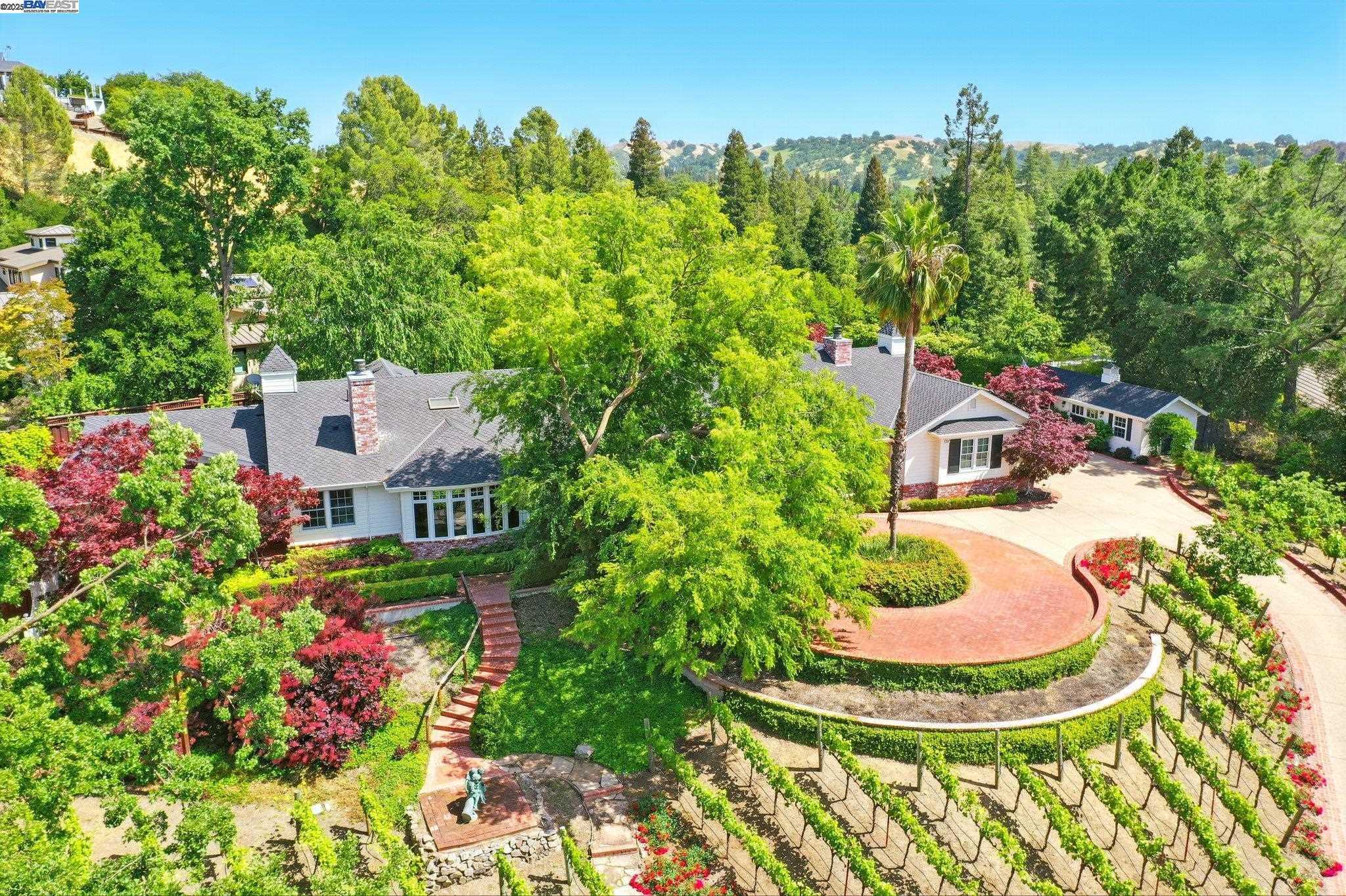 Neighborhood Neighborhood-4