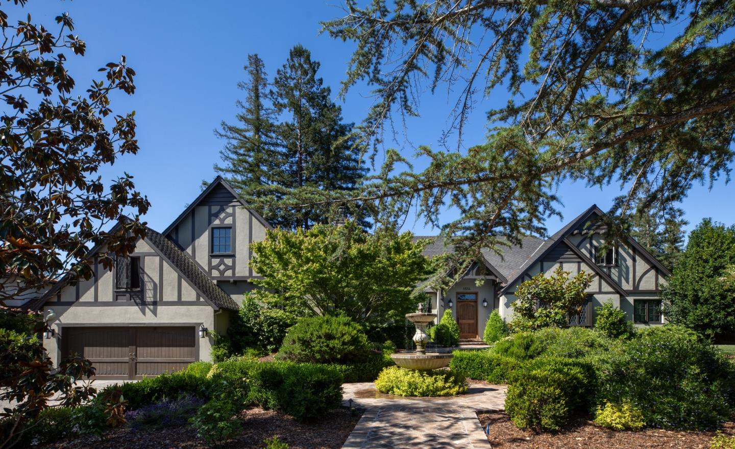 Neighborhood Neighborhood-83