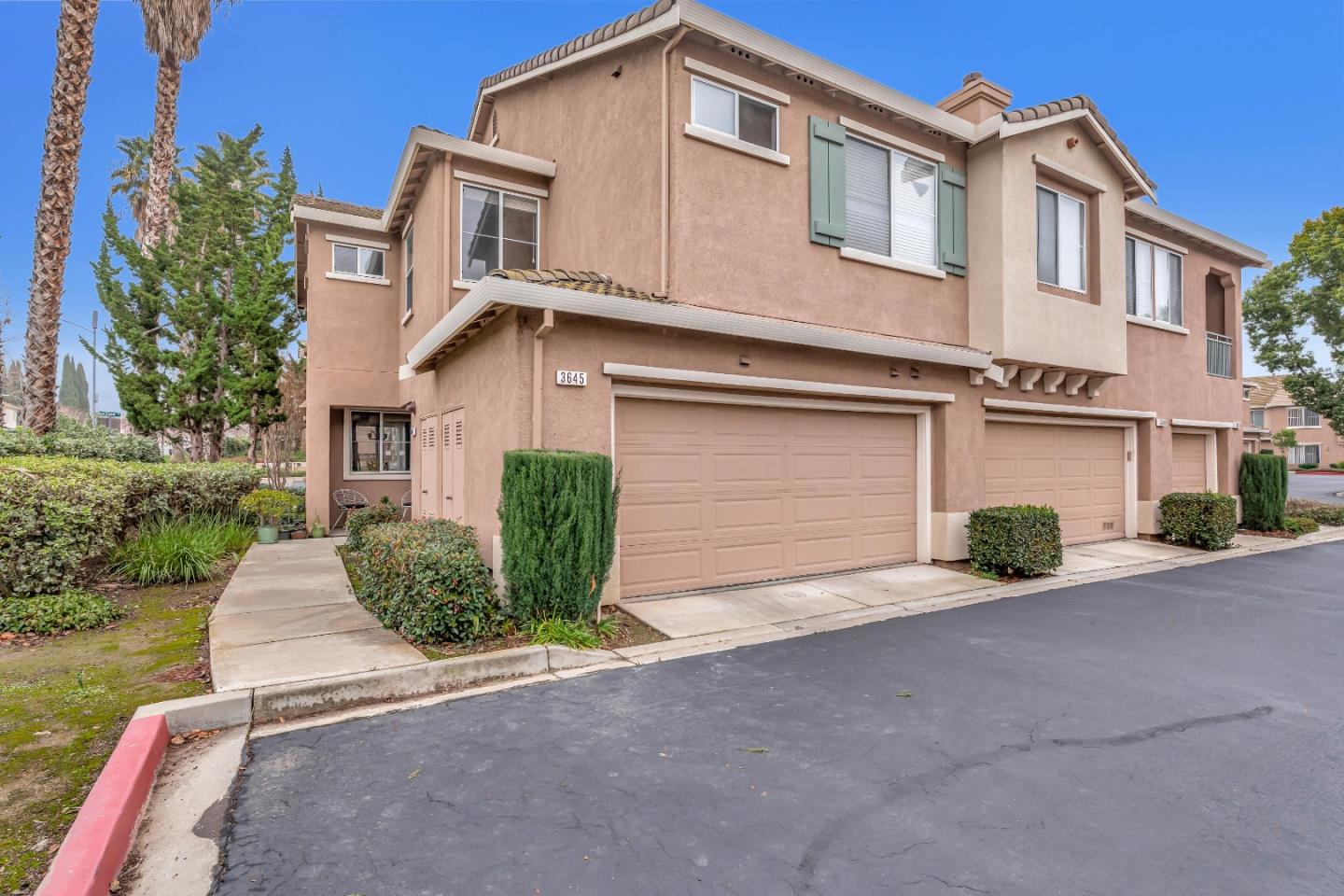 Neighborhood Neighborhood-46