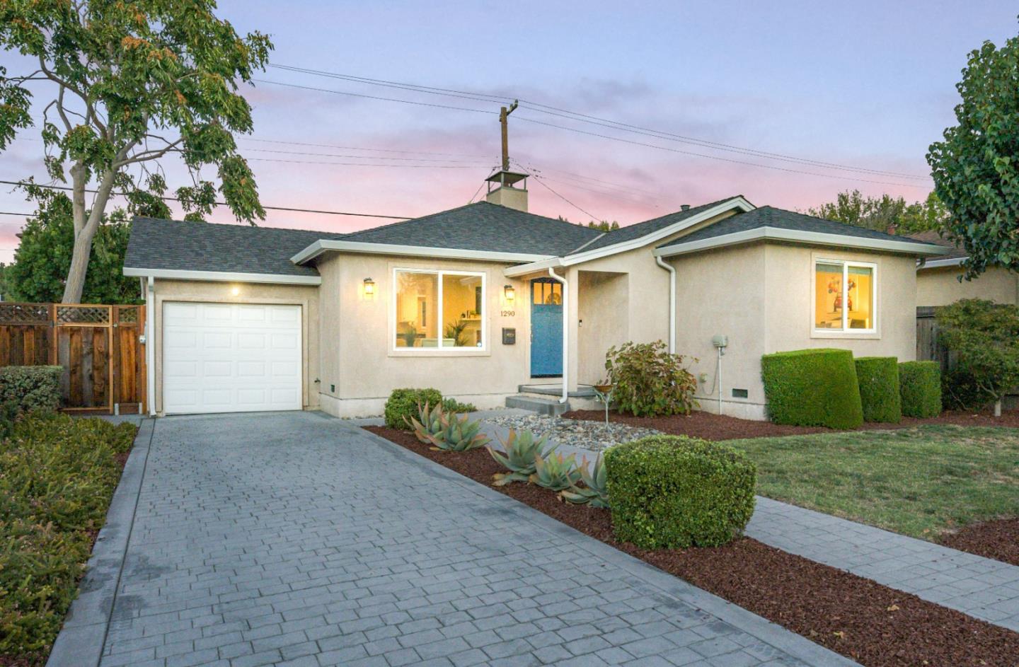 Neighborhood Neighborhood-1