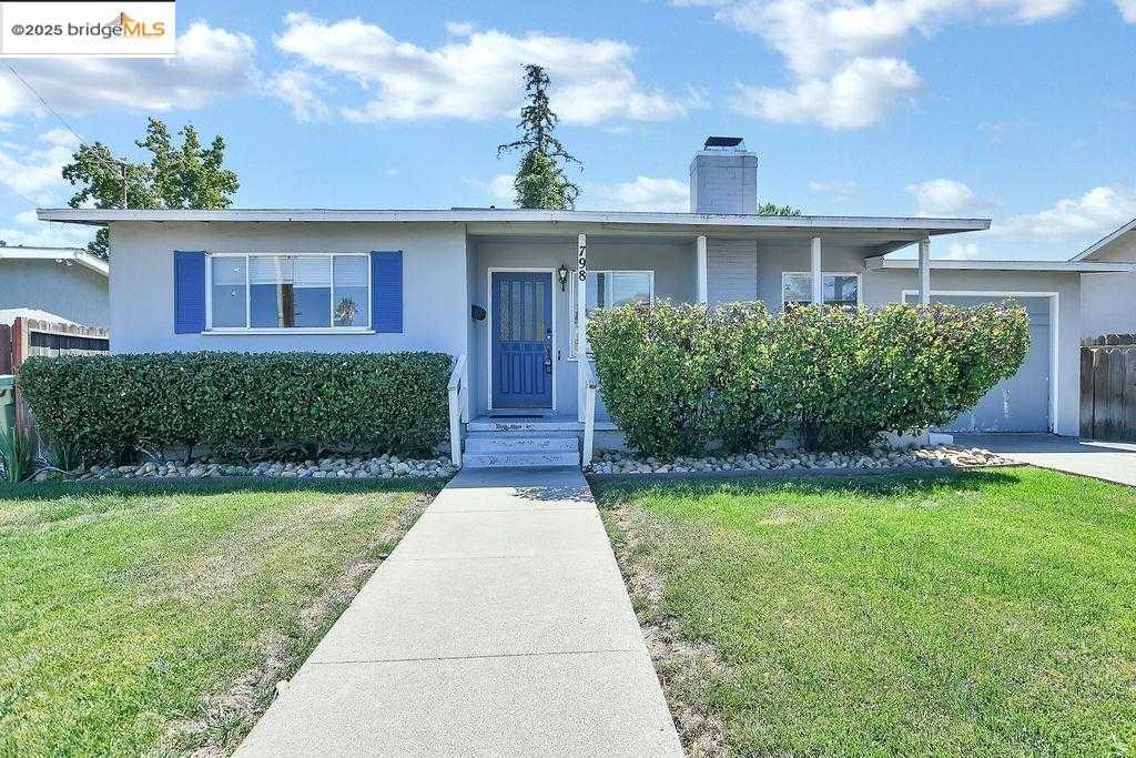 Nocha Gardens, Brentwood, CA neighborhood