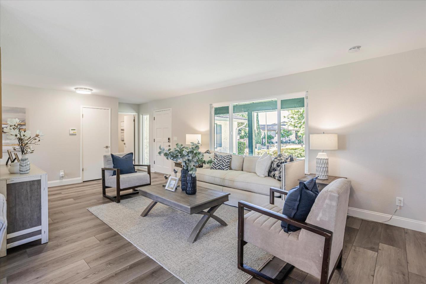 Neighborhood Neighborhood-6