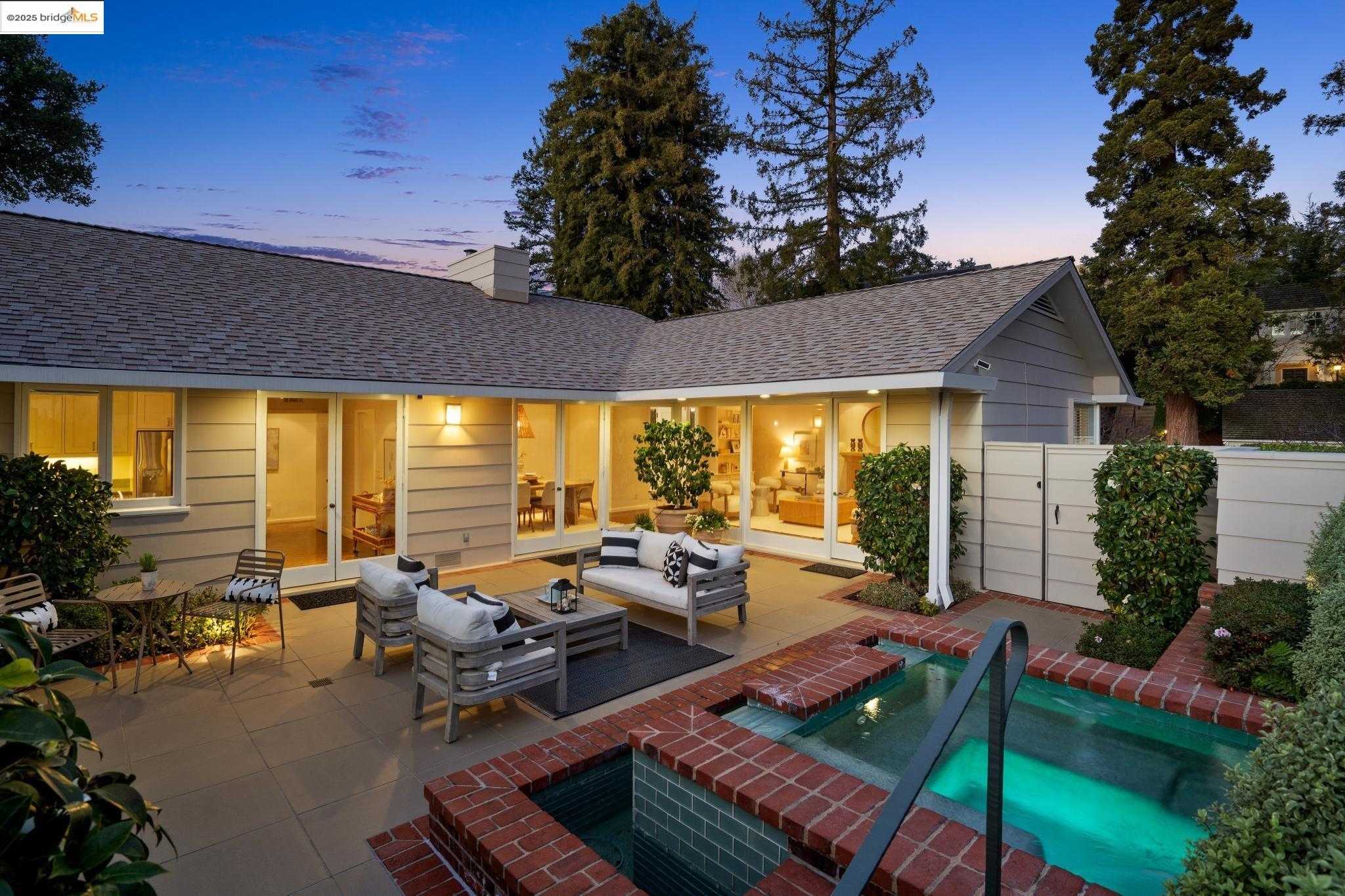 Neighborhood Neighborhood-18