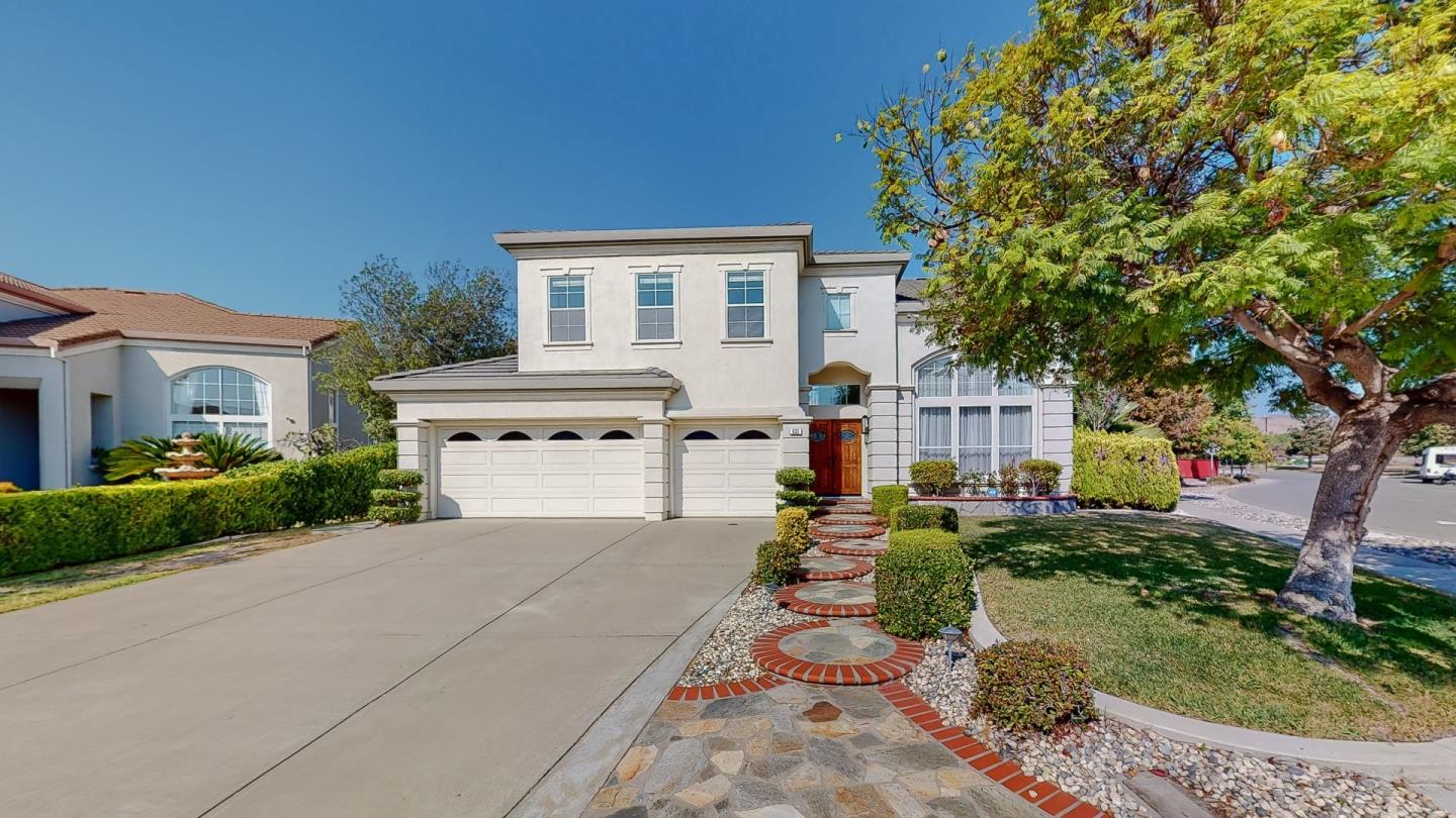 Neighborhood Neighborhood-112