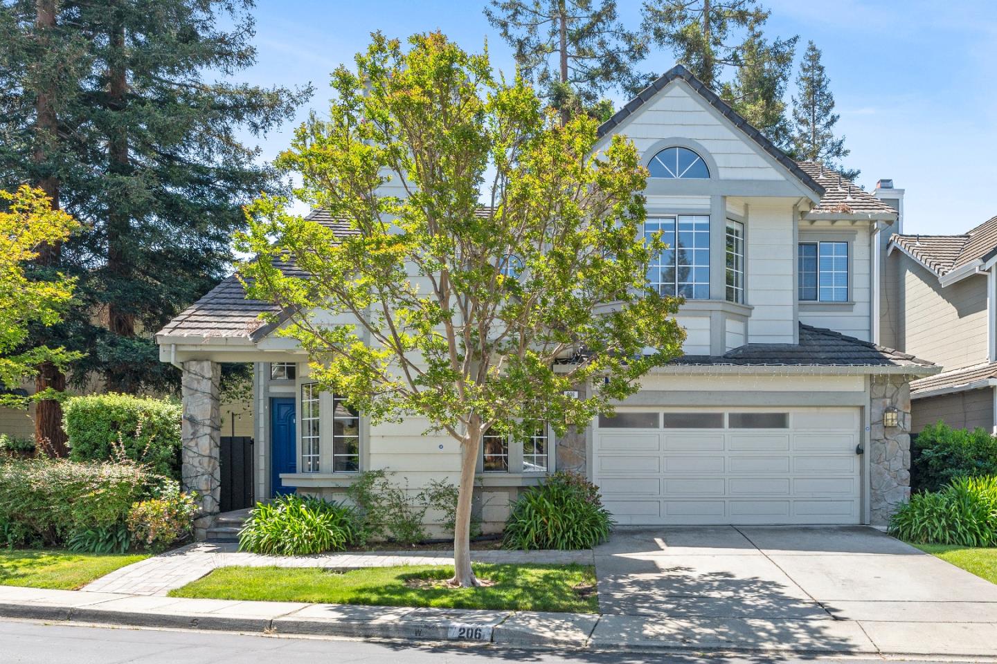 Neighborhood Neighborhood-64