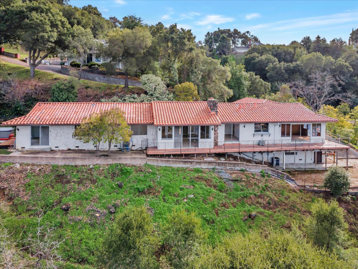 Neighborhood Neighborhood-4