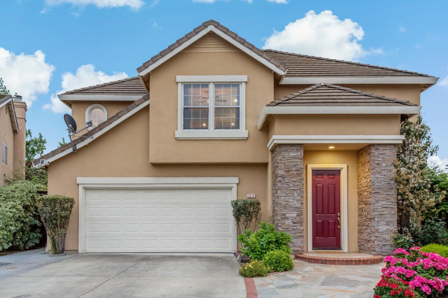 Neighborhood Neighborhood-70