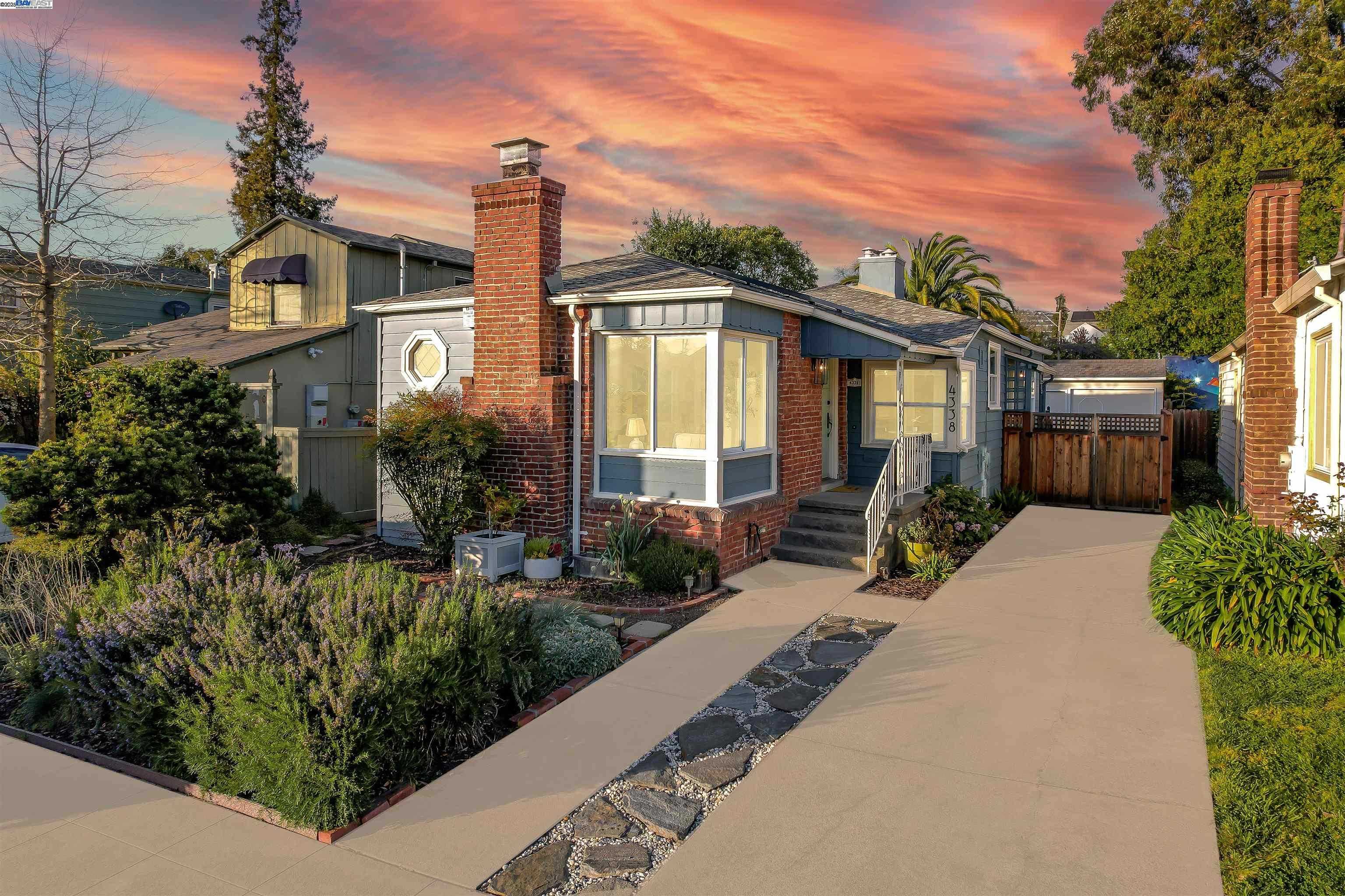 Neighborhood Neighborhood-8