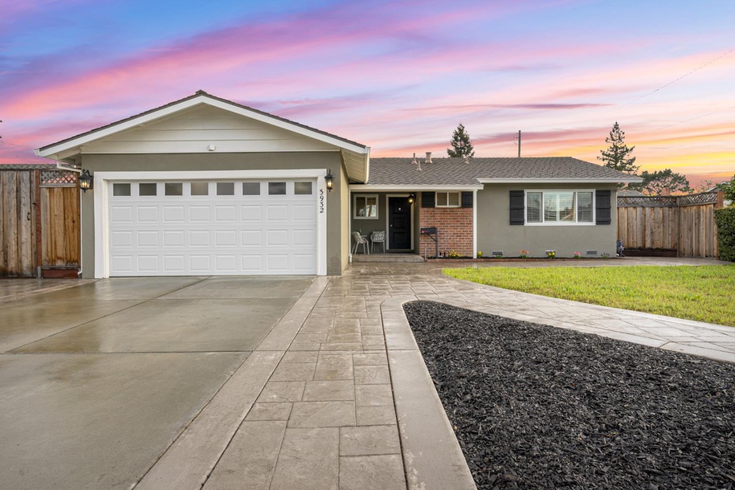 Neighborhood Neighborhood-19