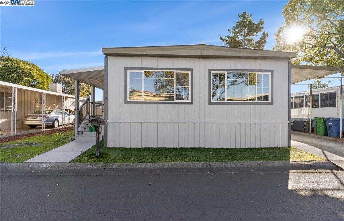 Neighborhood Neighborhood-12