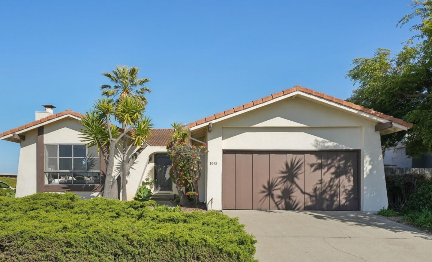 Neighborhood Neighborhood-21