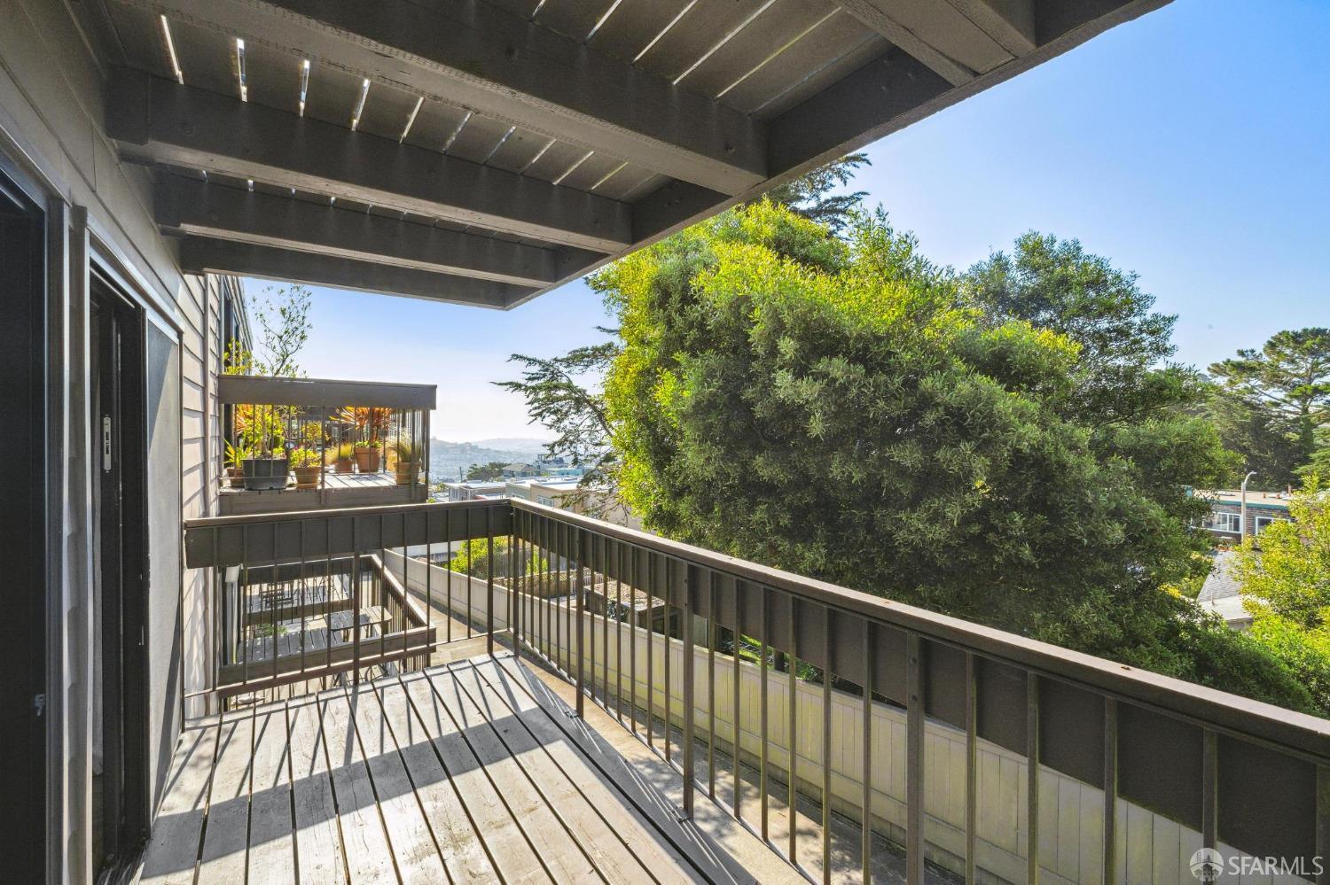 Neighborhood Neighborhood-4