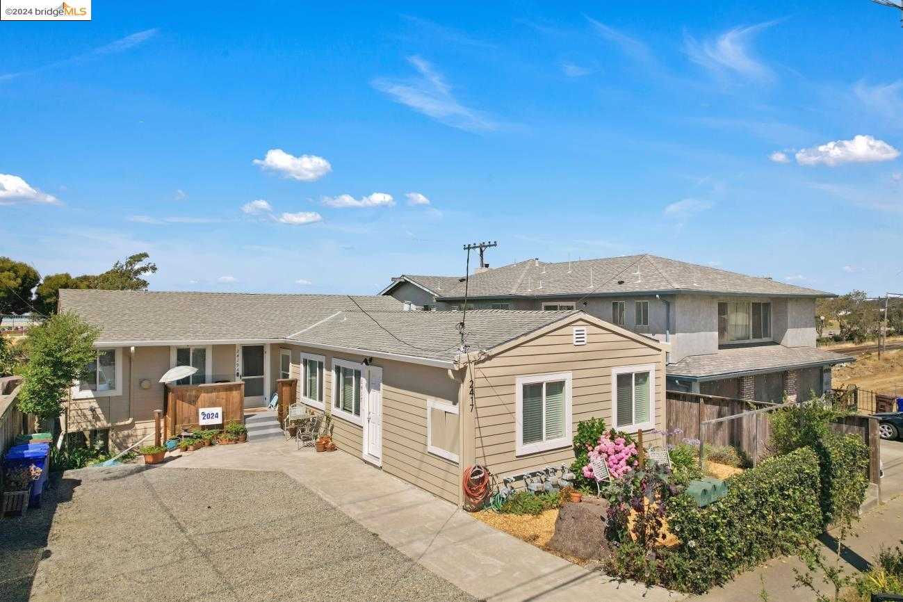 Neighborhood Neighborhood-1