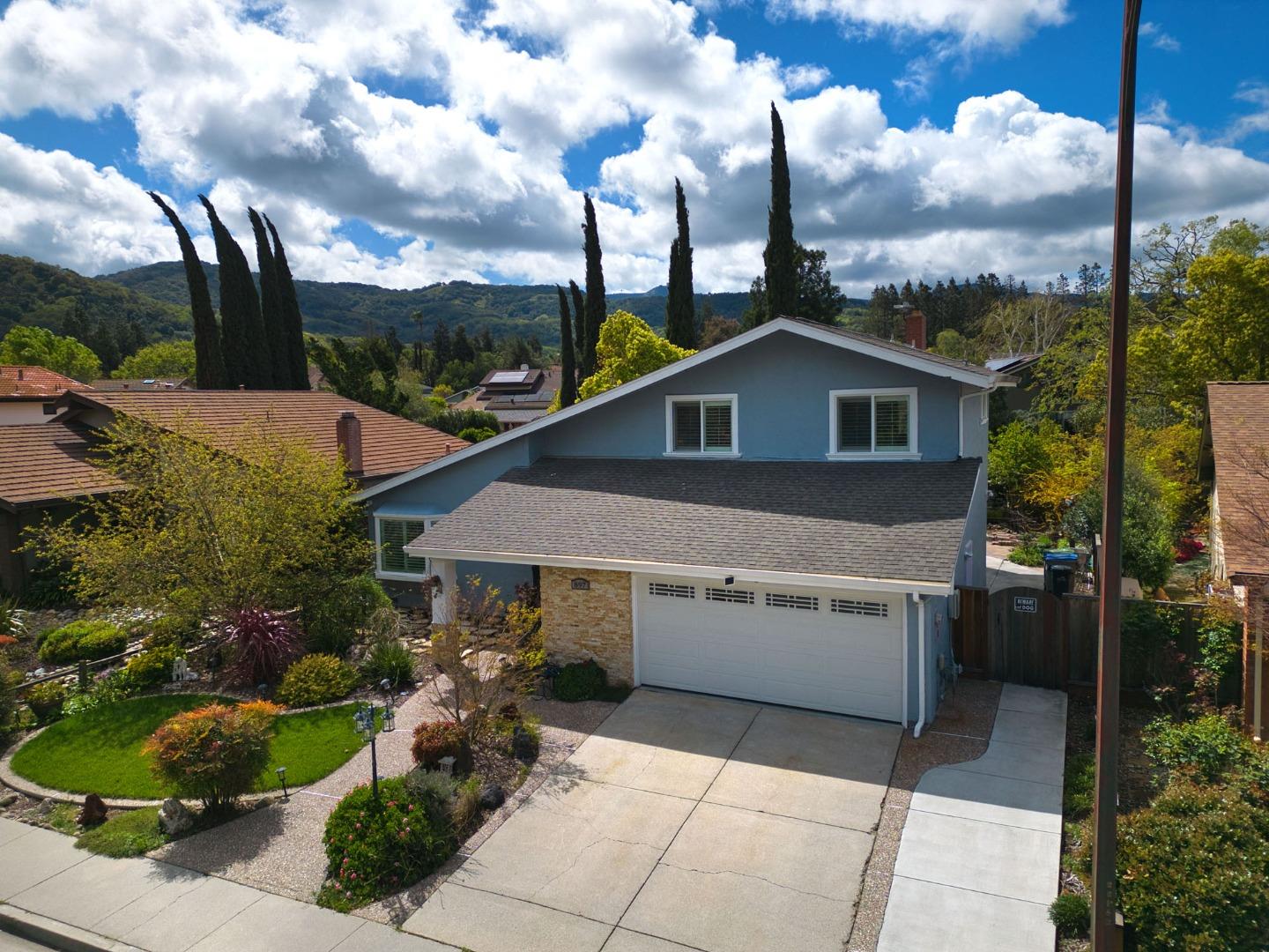 Neighborhood Neighborhood-34