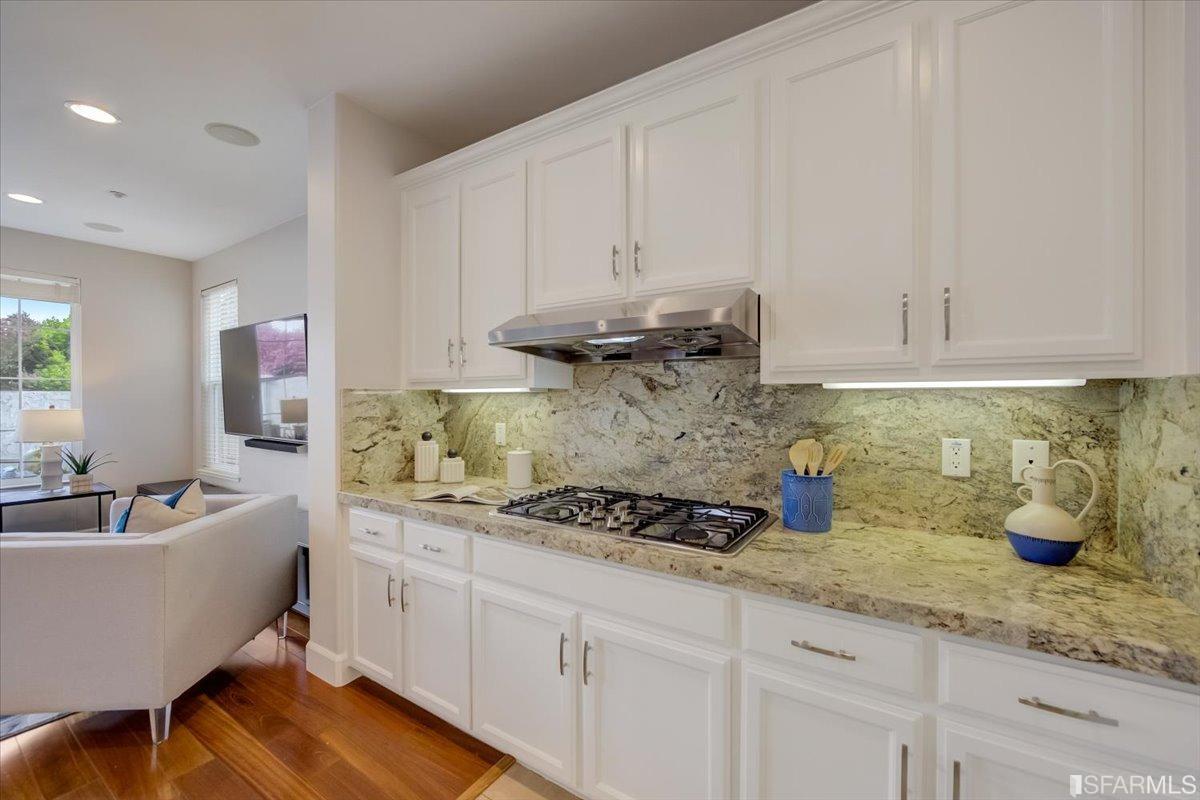 Neighborhood Neighborhood-6