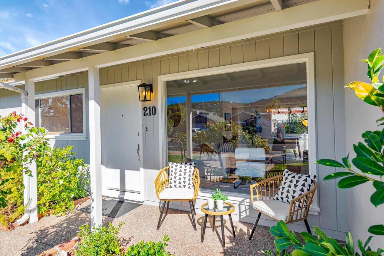 Neighborhood Neighborhood-4