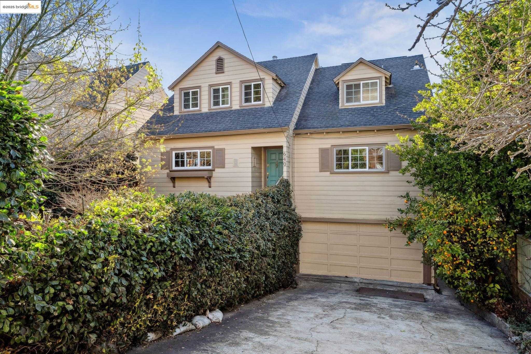 Neighborhood Neighborhood-10