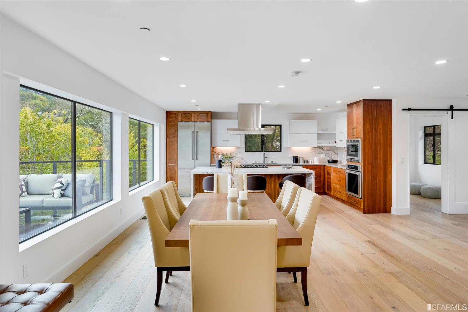 Neighborhood Neighborhood-4