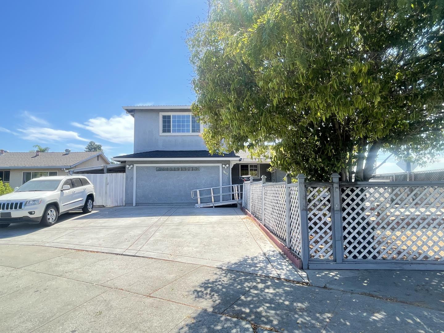 Neighborhood-28