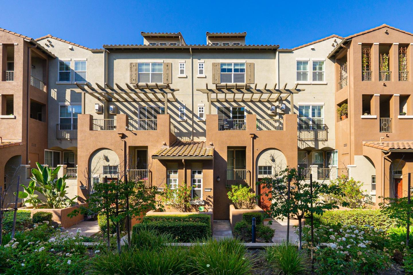 Neighborhood Neighborhood-43