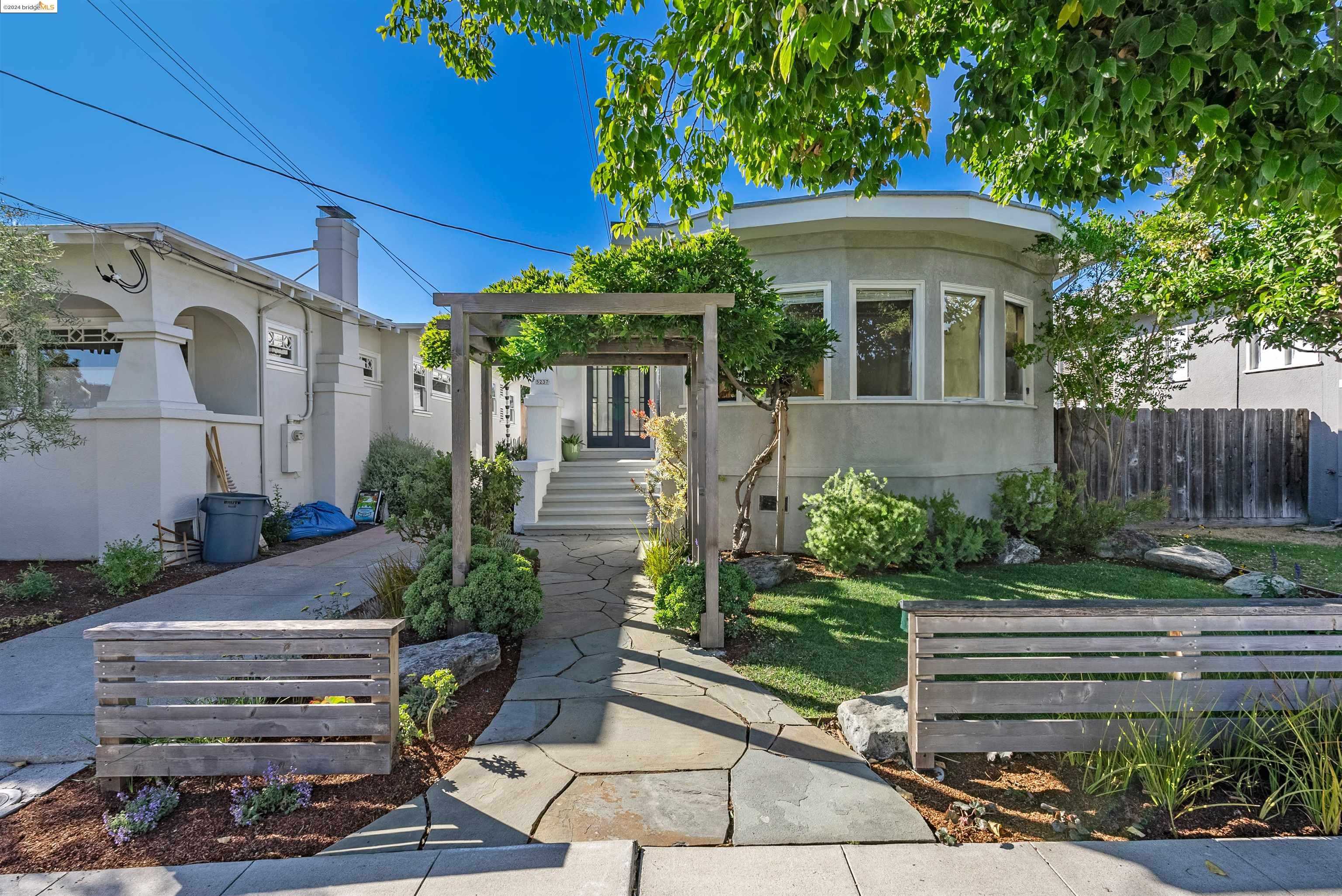 Neighborhood Neighborhood-17