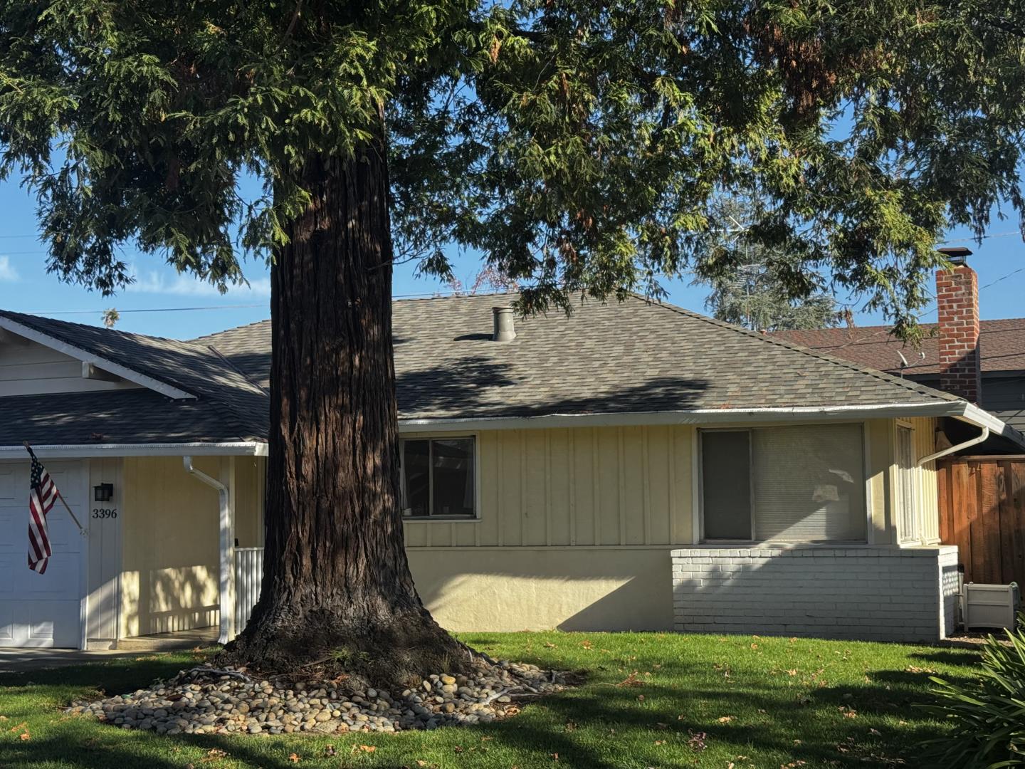 Neighborhood Neighborhood-10