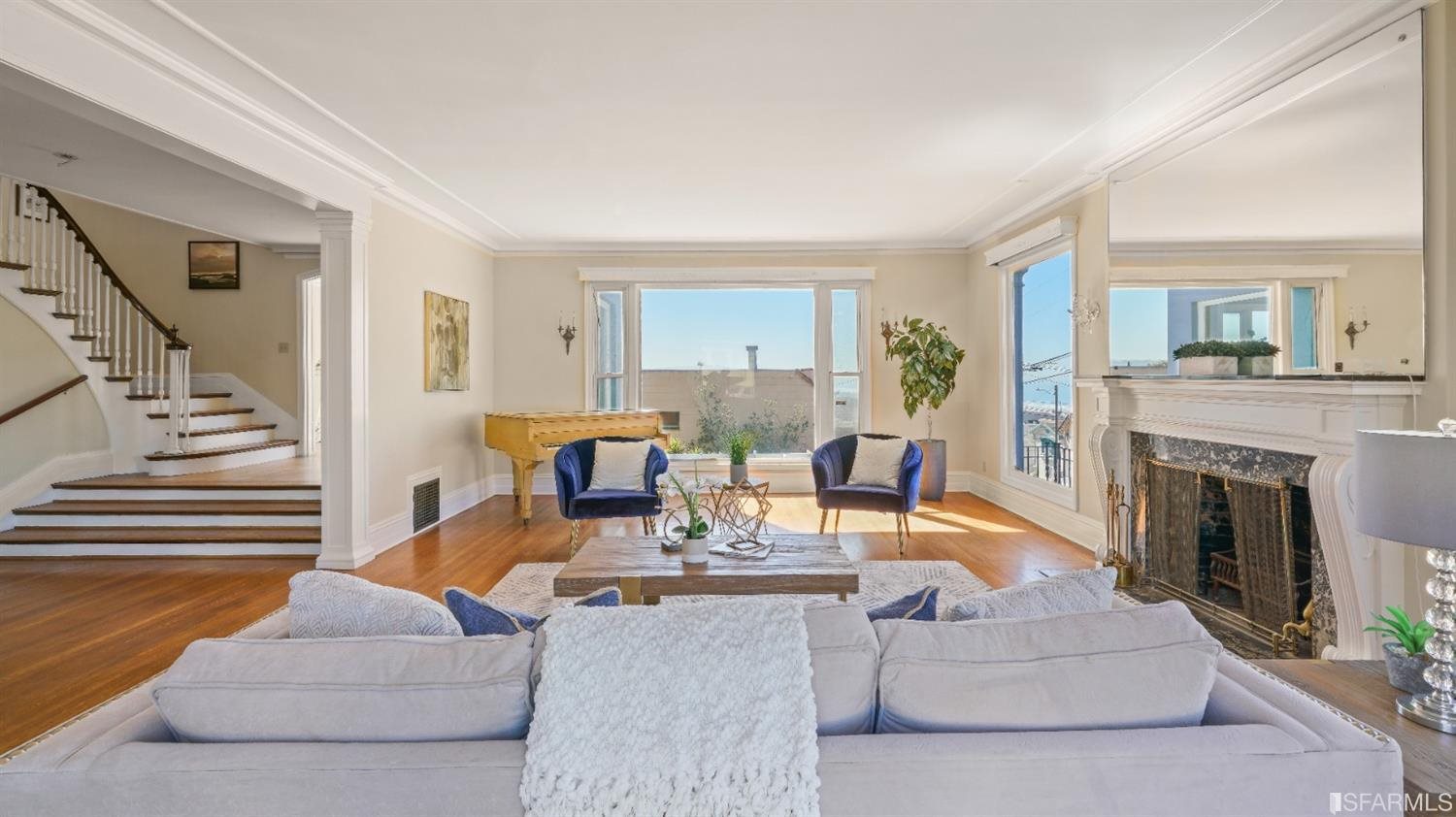 Neighborhood Neighborhood-173