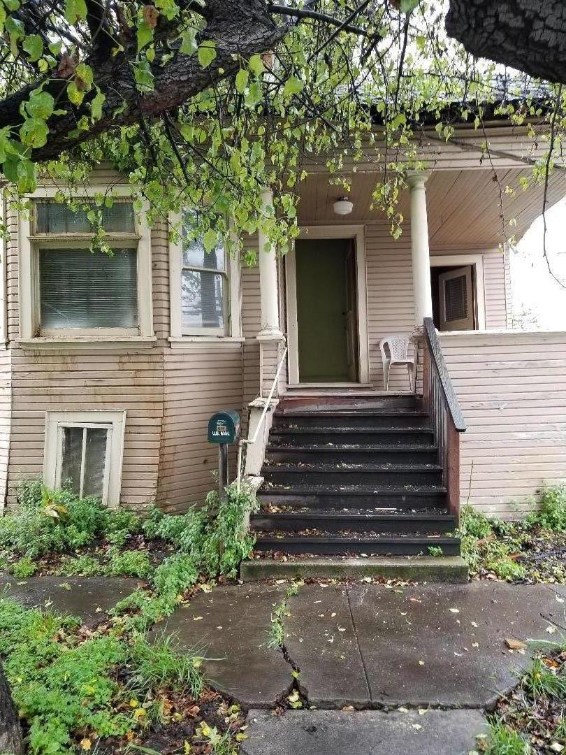 Neighborhood Neighborhood-62