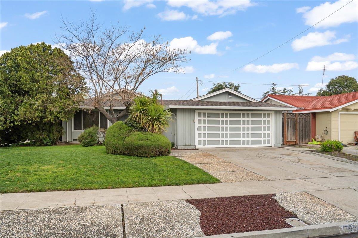 Neighborhood Neighborhood-35