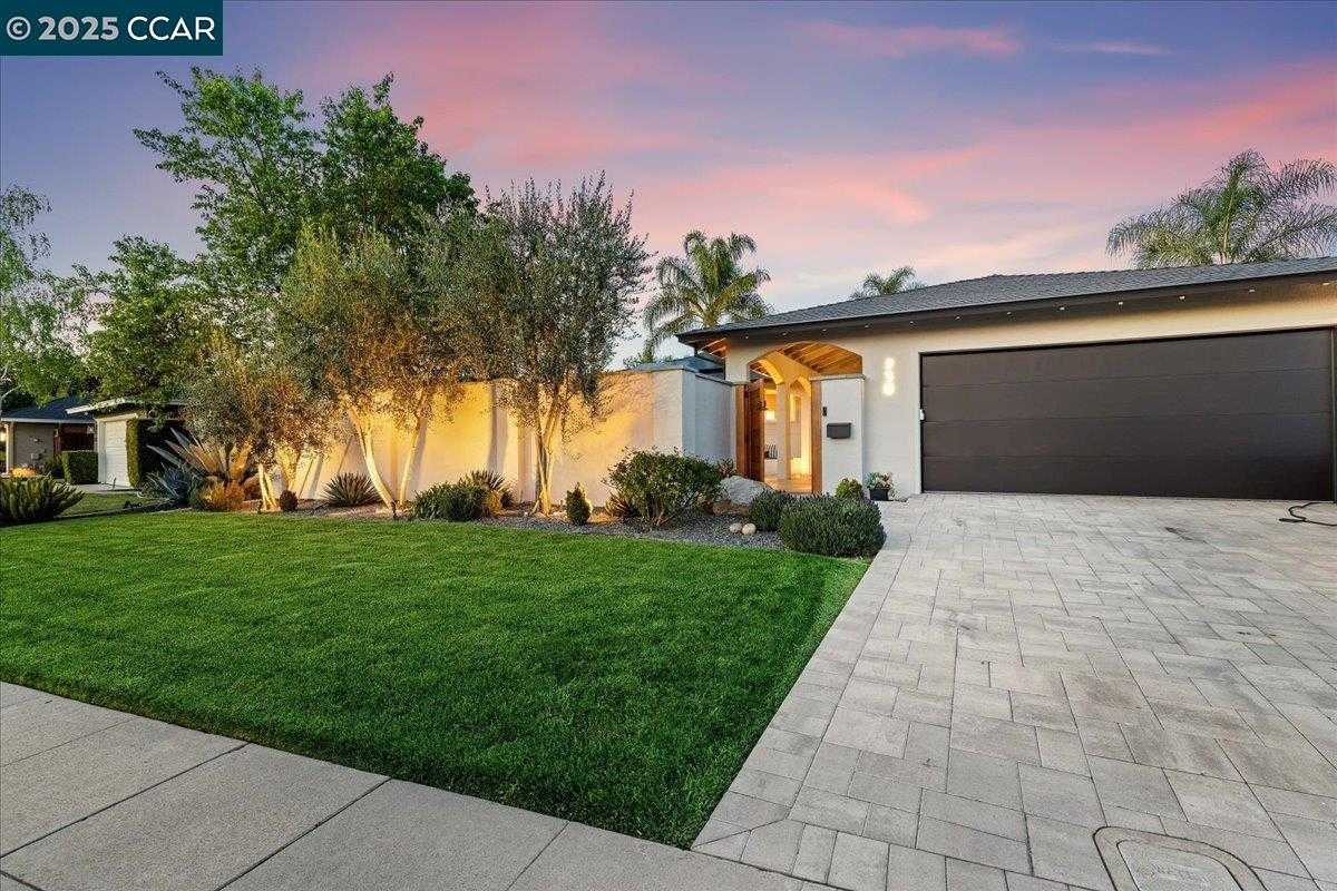 Neighborhood Neighborhood-9