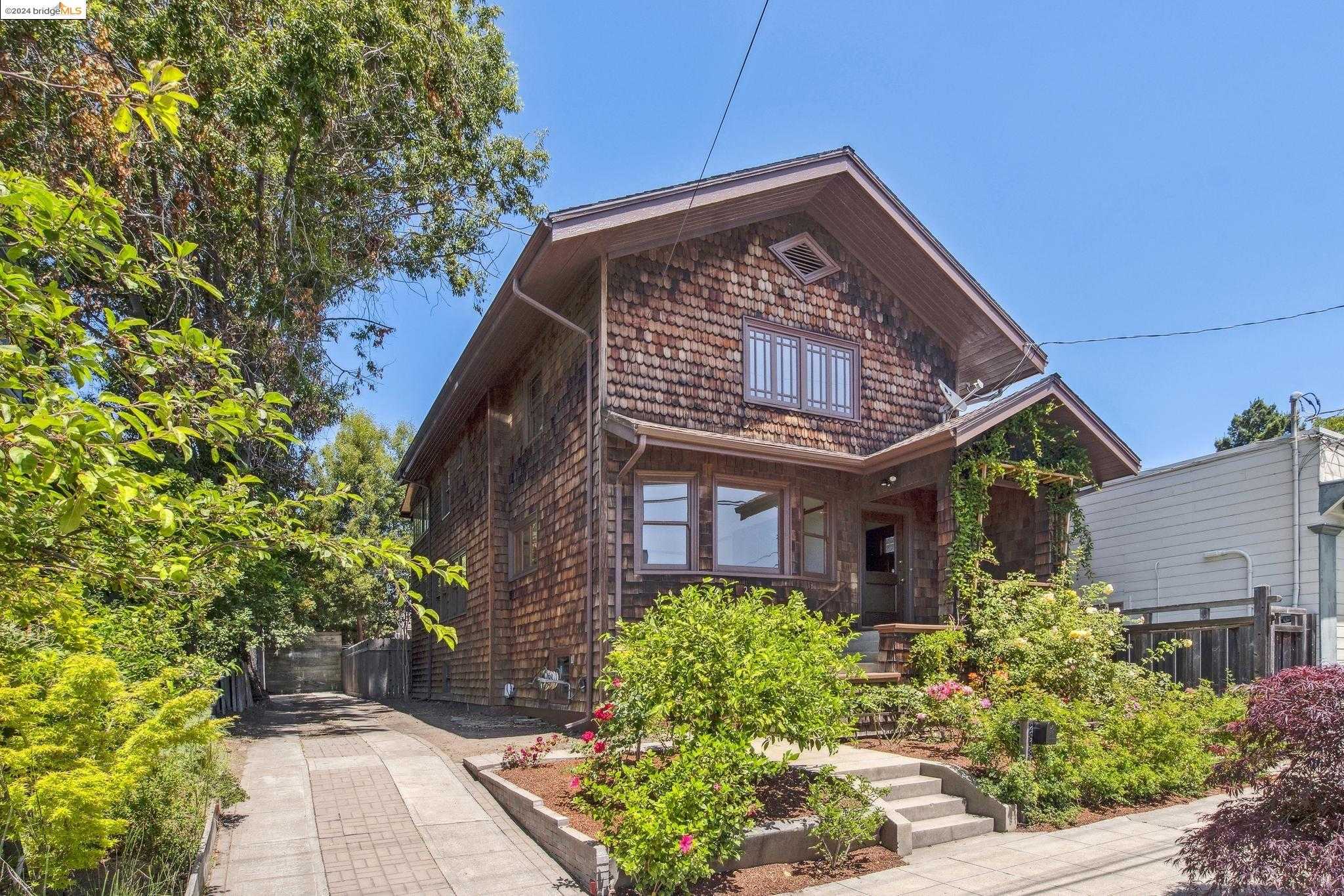 Neighborhood Neighborhood-4