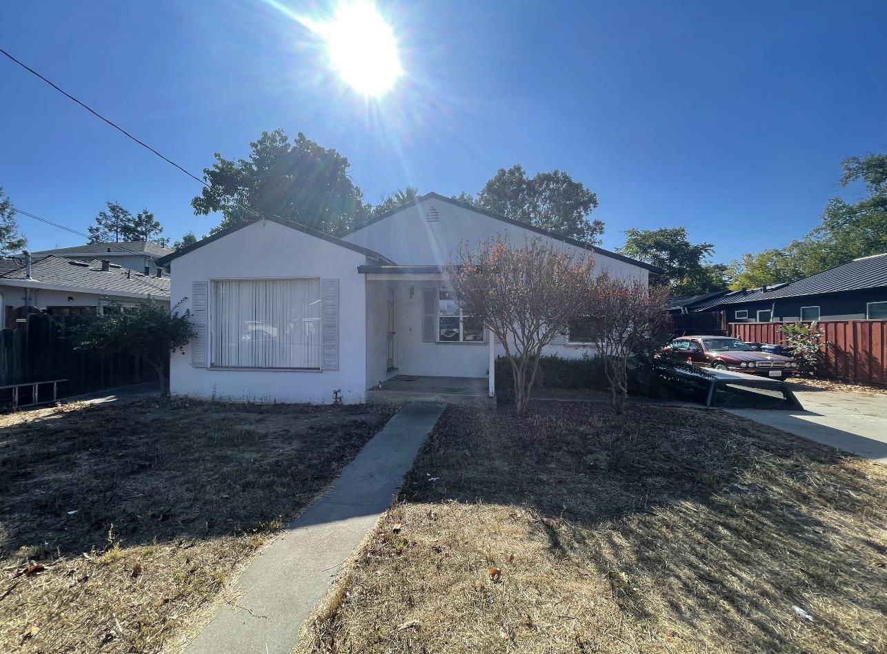 Neighborhood Neighborhood-7