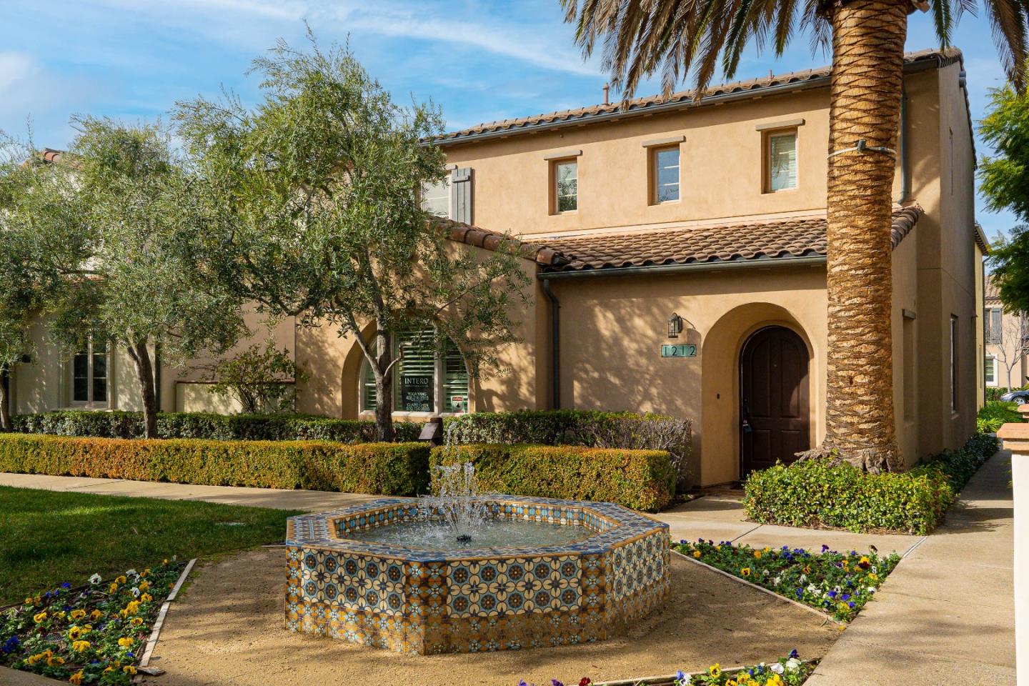 Neighborhood Neighborhood-67