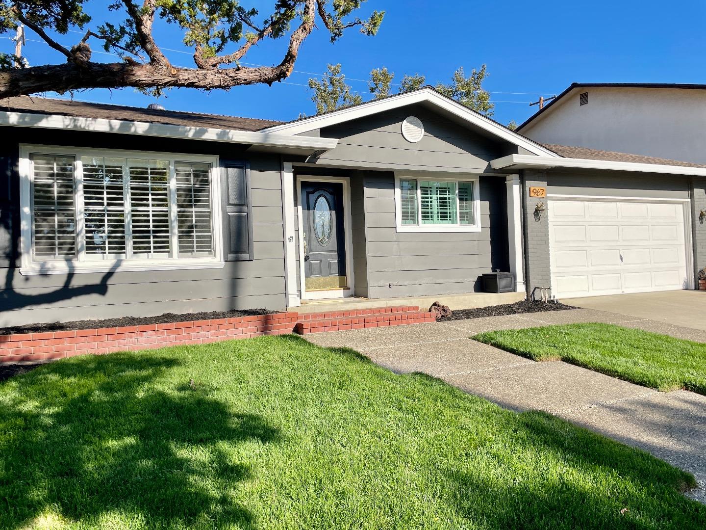 Neighborhood Neighborhood-48