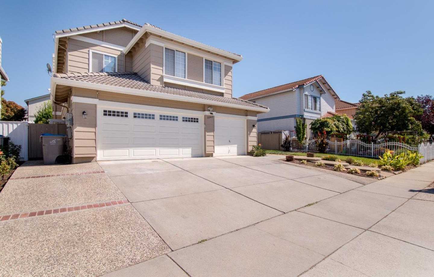 Neighborhood Neighborhood-36