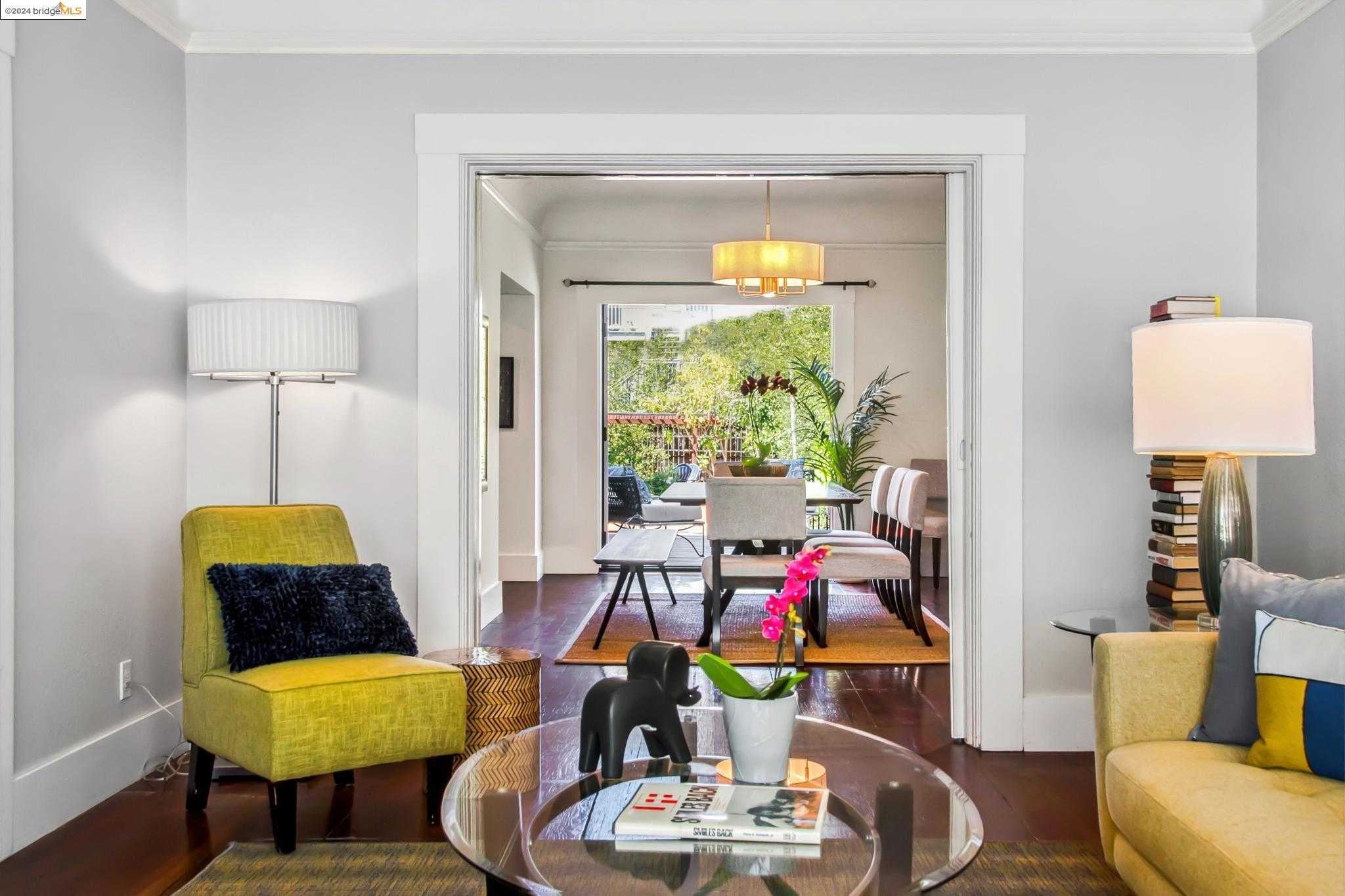 Neighborhood Neighborhood-12