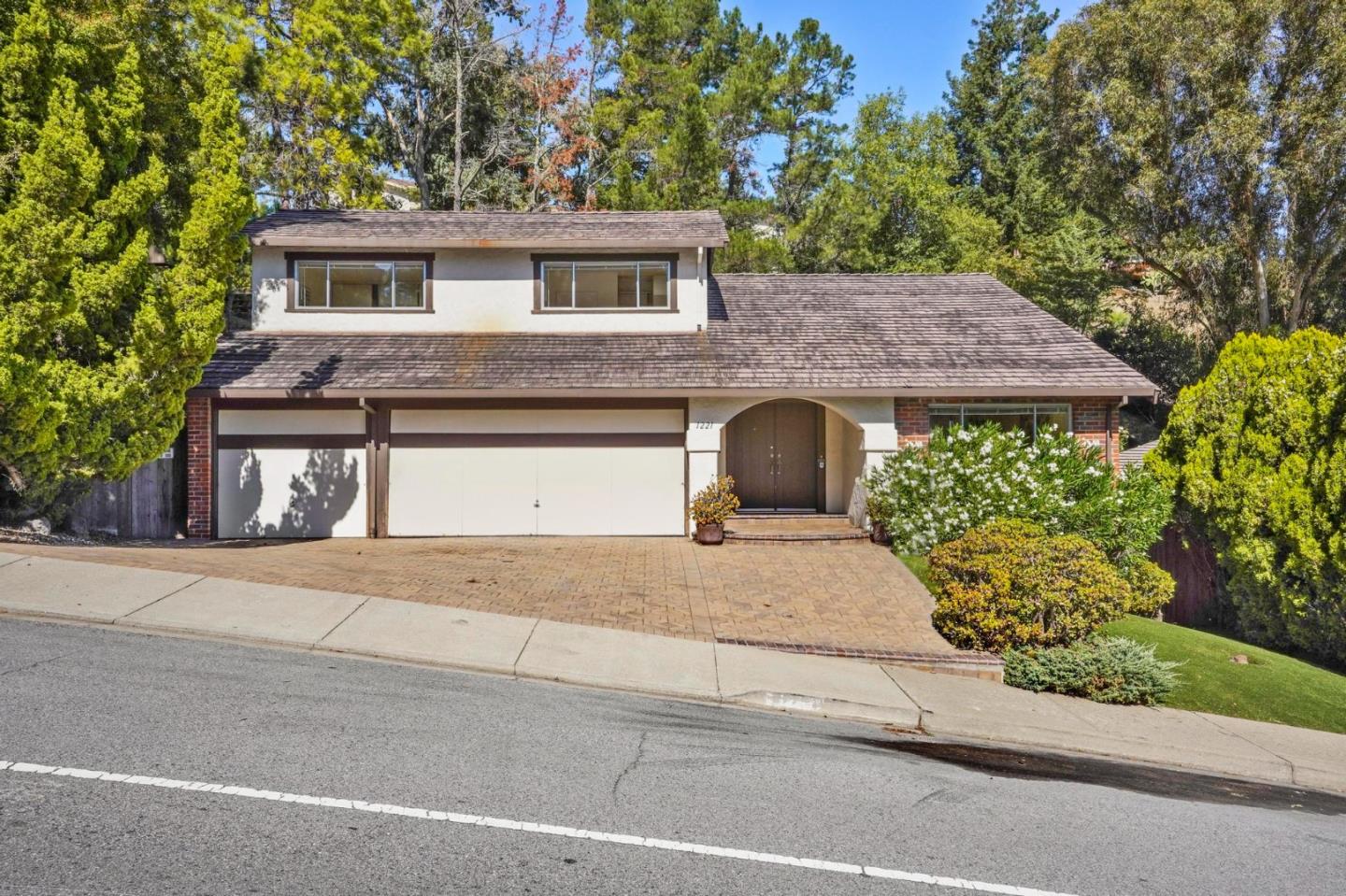 Neighborhood Neighborhood-52