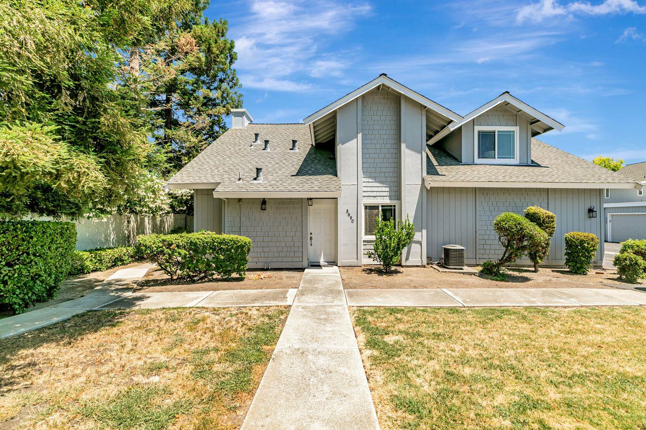 Neighborhood Neighborhood-18