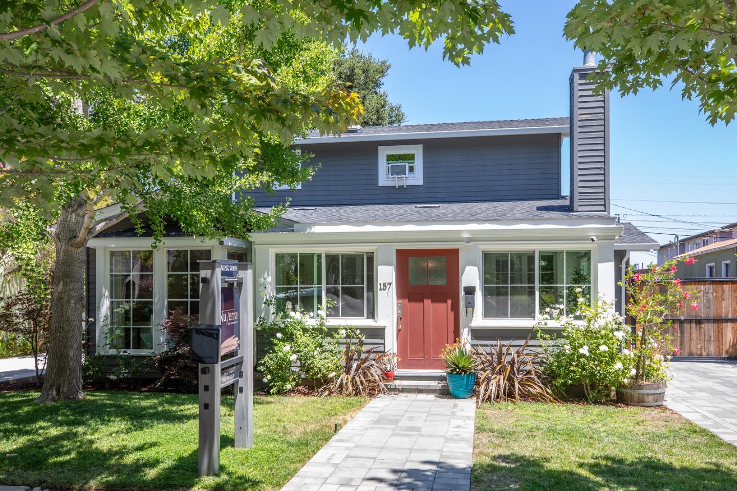 Neighborhood Neighborhood-74