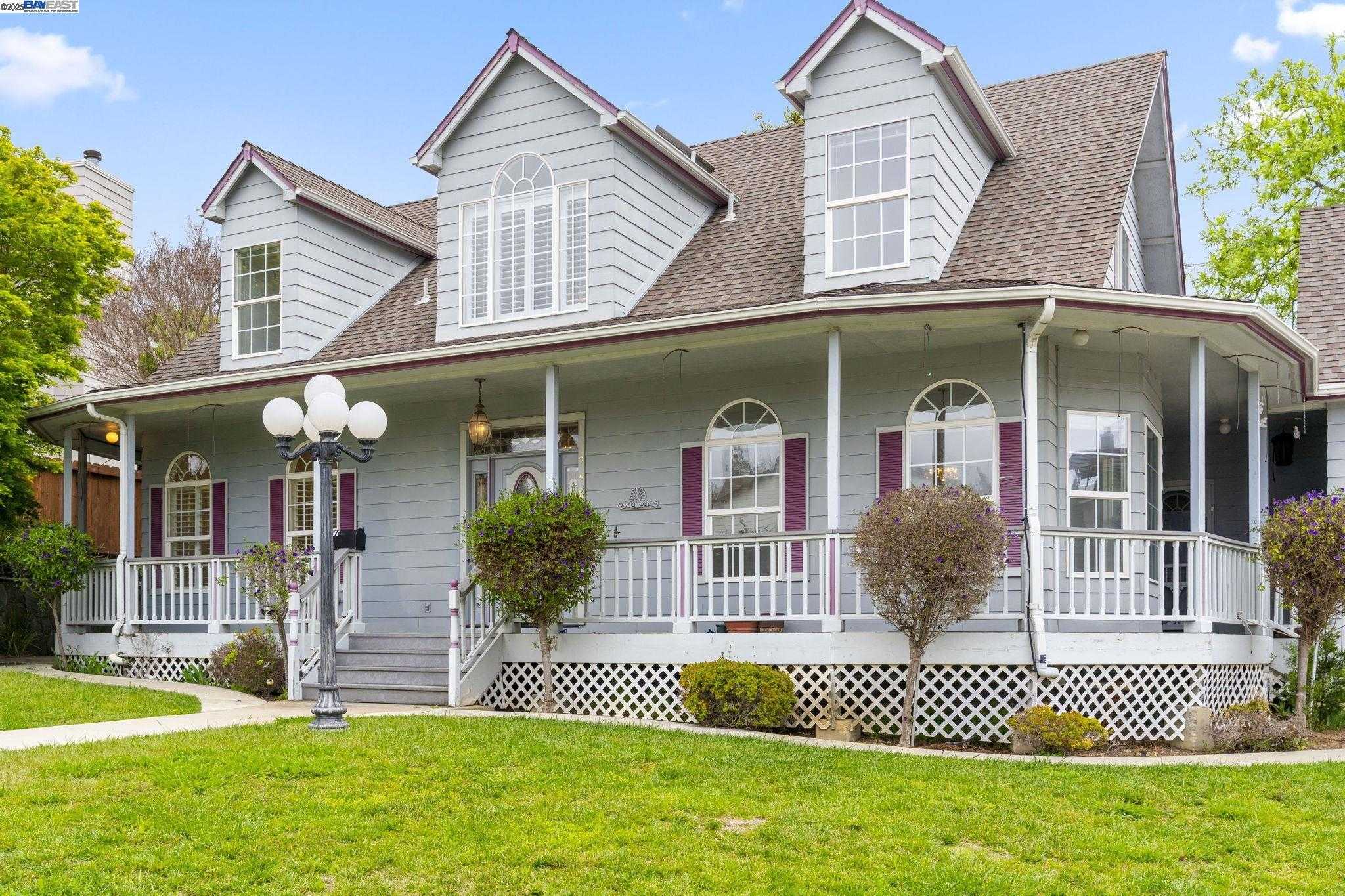 Neighborhood Neighborhood-24