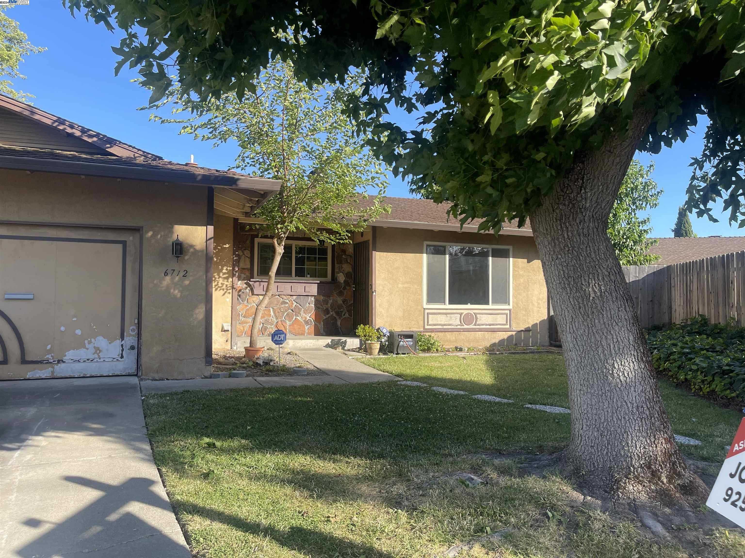 Neighborhood Neighborhood-14