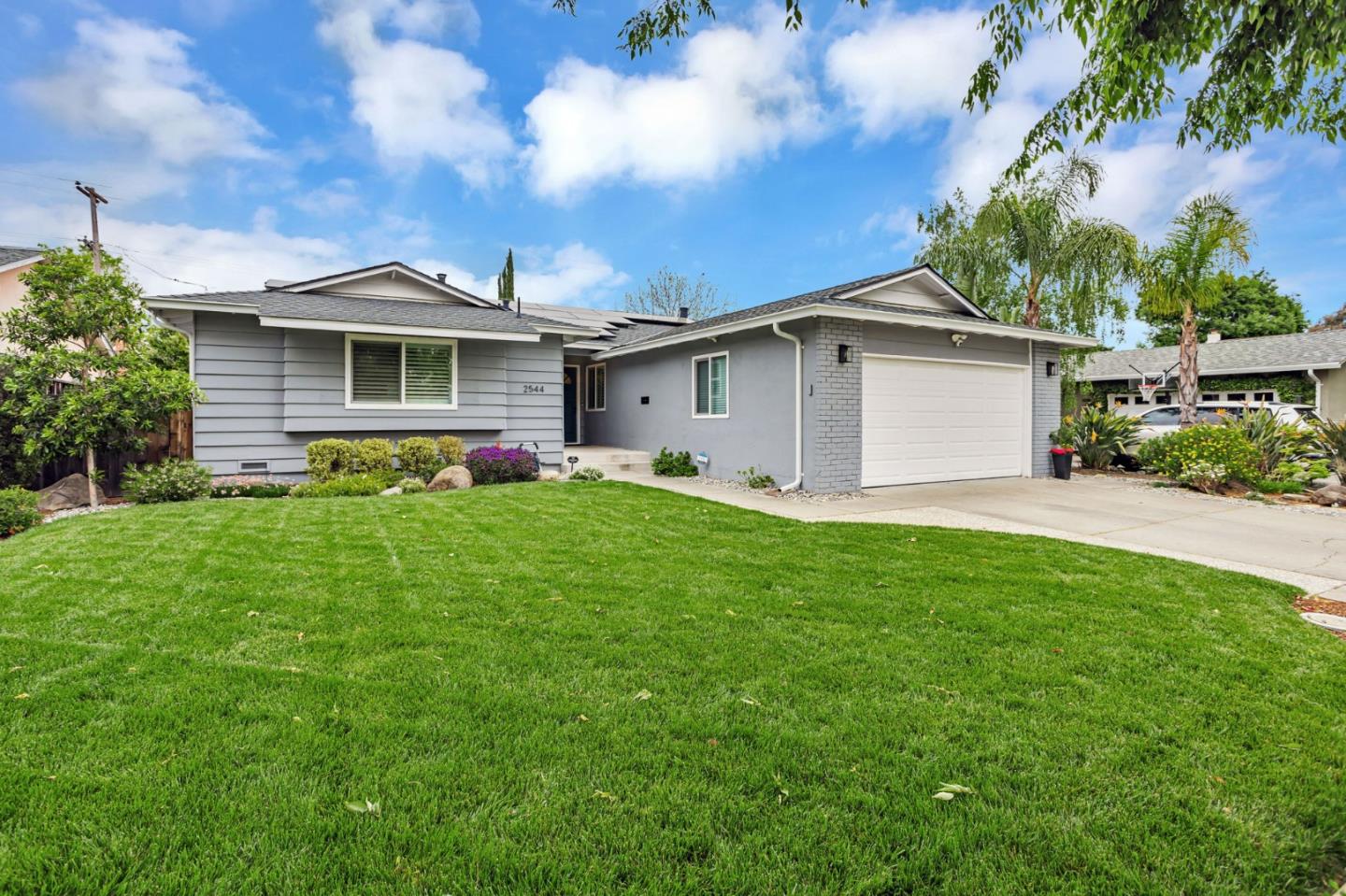 Neighborhood Neighborhood-17