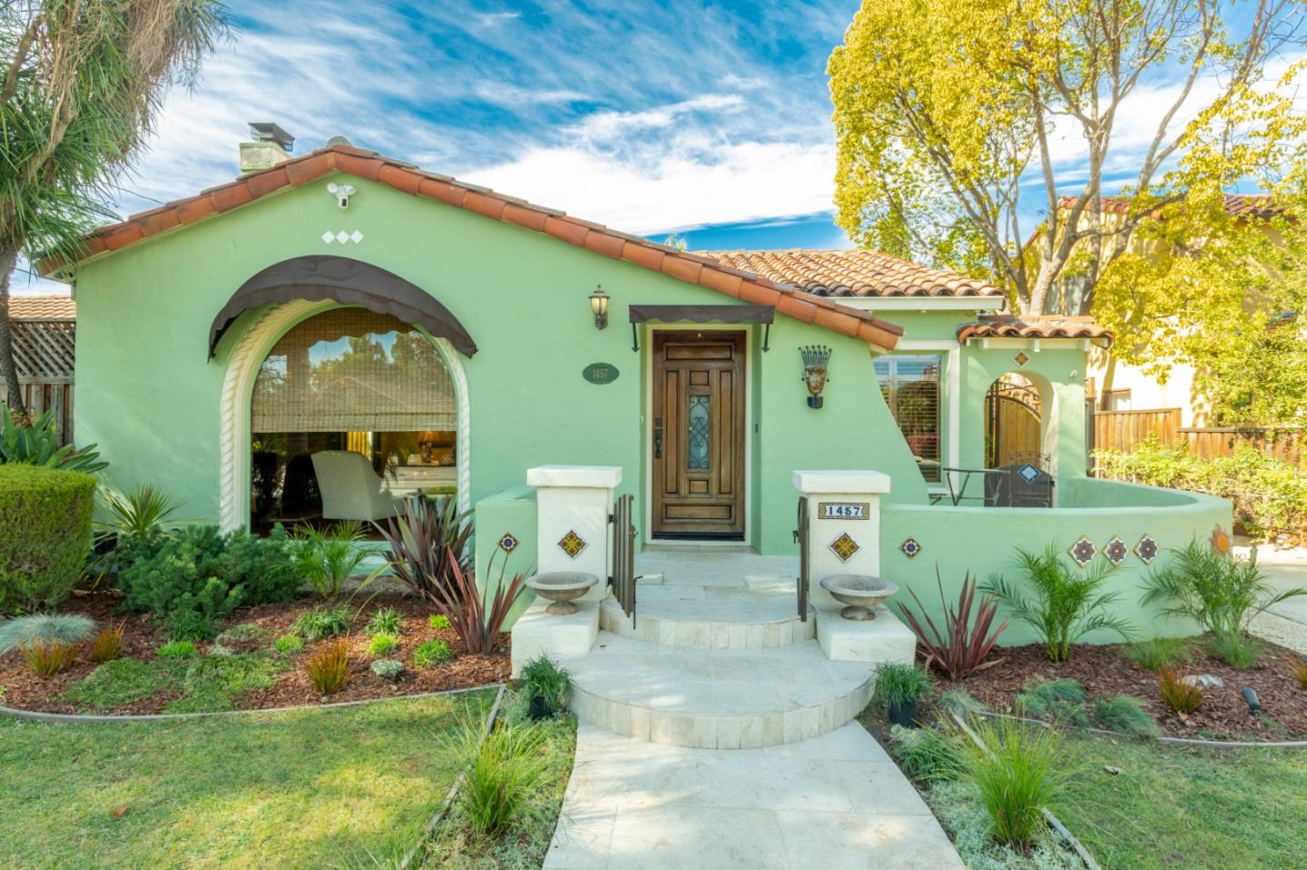 Neighborhood Neighborhood-12