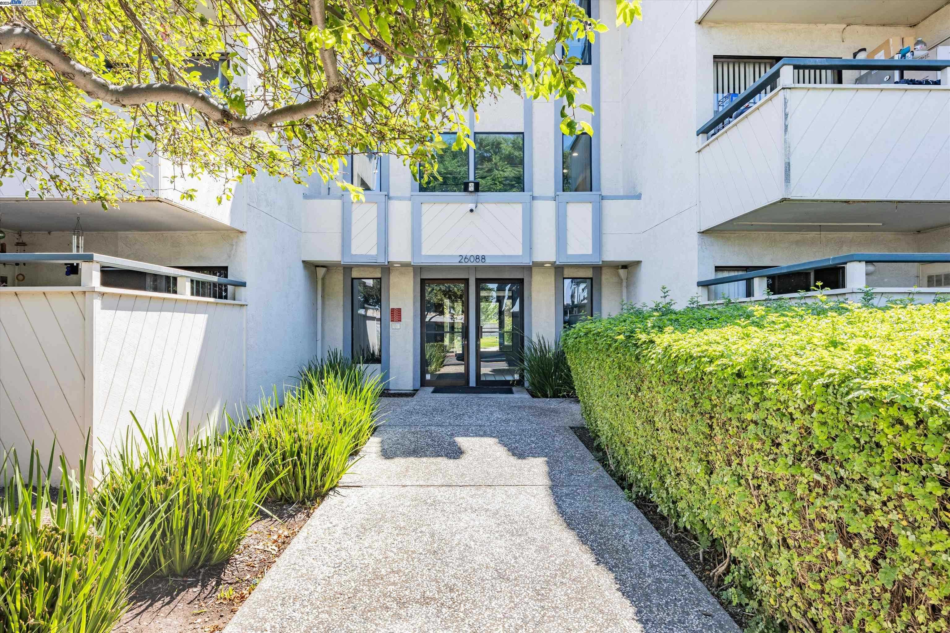 Neighborhood Neighborhood-3