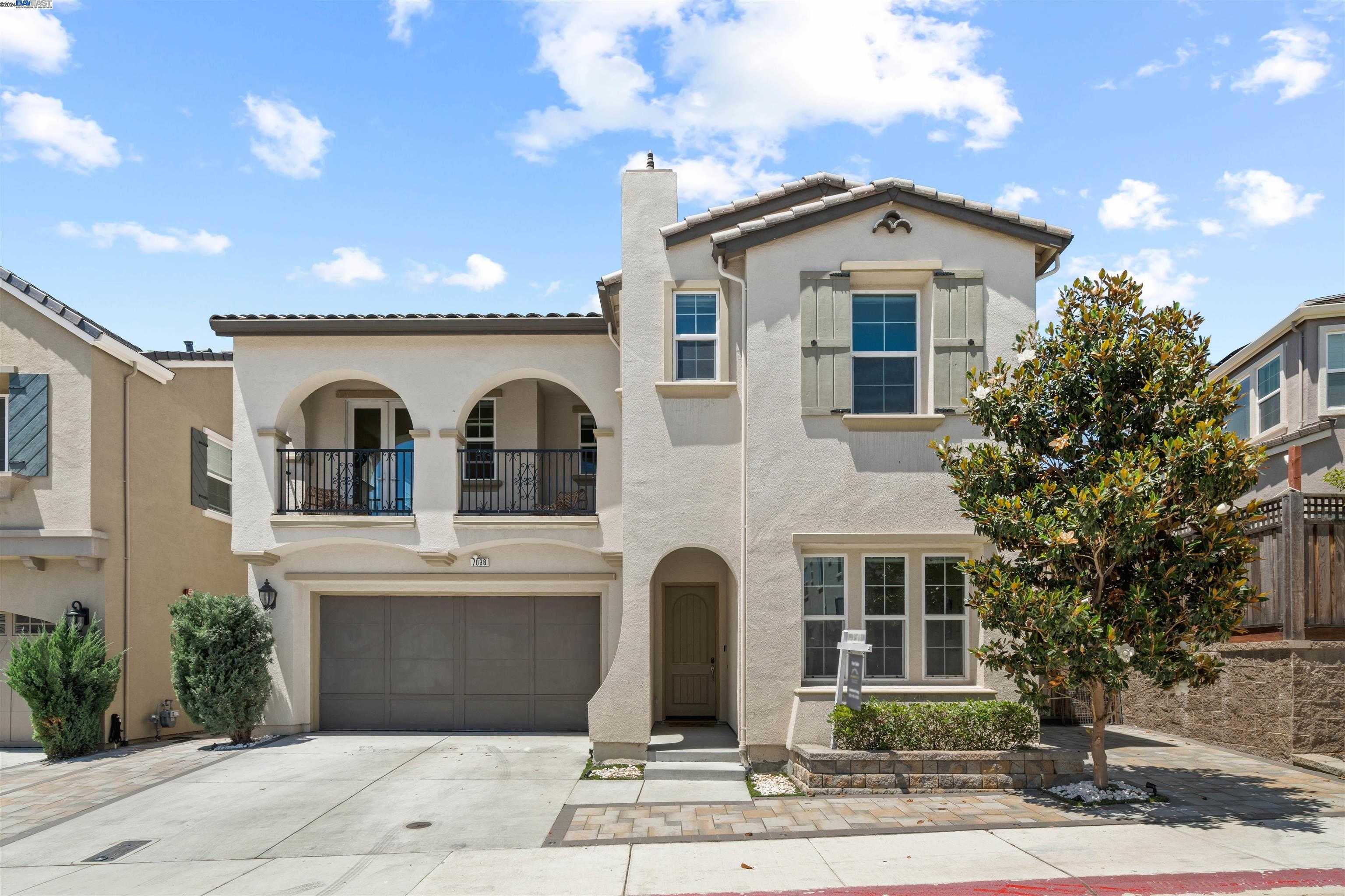 Neighborhood Neighborhood-16