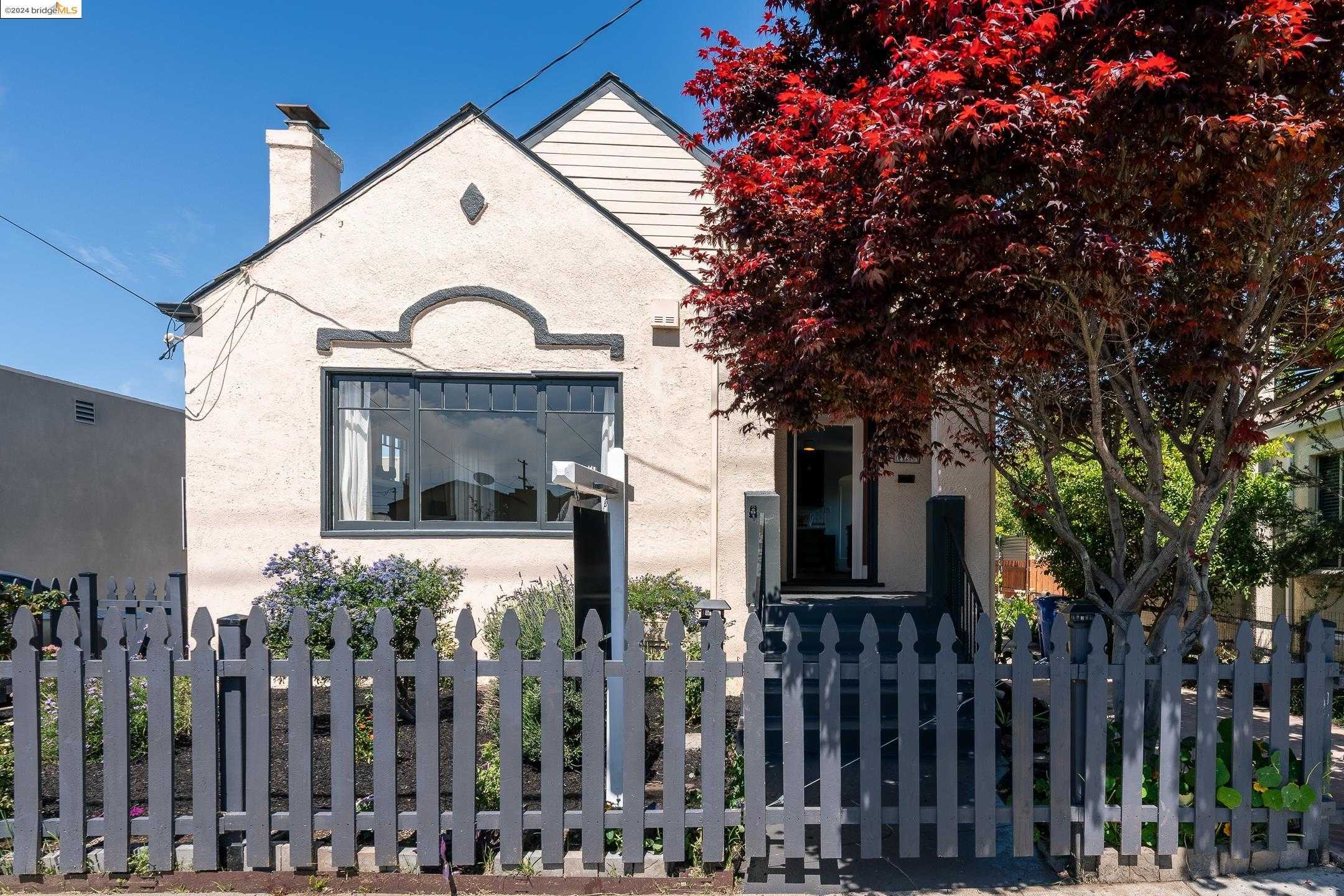 Neighborhood Neighborhood-3